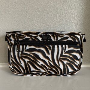 NWOT Lug Zebra Print Parasail